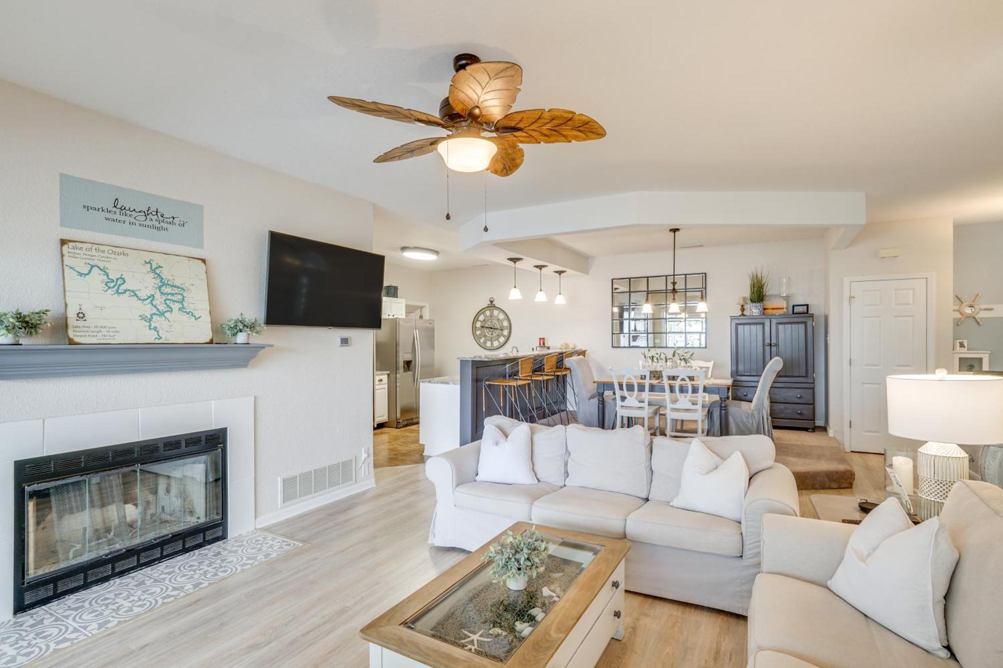 Townhouse With Shared Dock On Lake Of The Ozarks! Lake Ozark Exterior foto